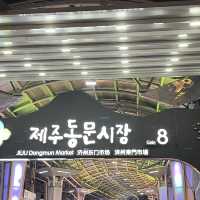 "제주동문시장 8번게이트" 다양한 야식 음식들 