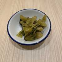好大隻雞髀既燉雞湯面