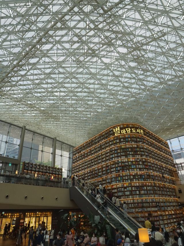 最吵鬧的圖書館🤫📚