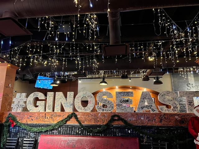 Gino’s Pizza - Chicago Style Pizza Place
