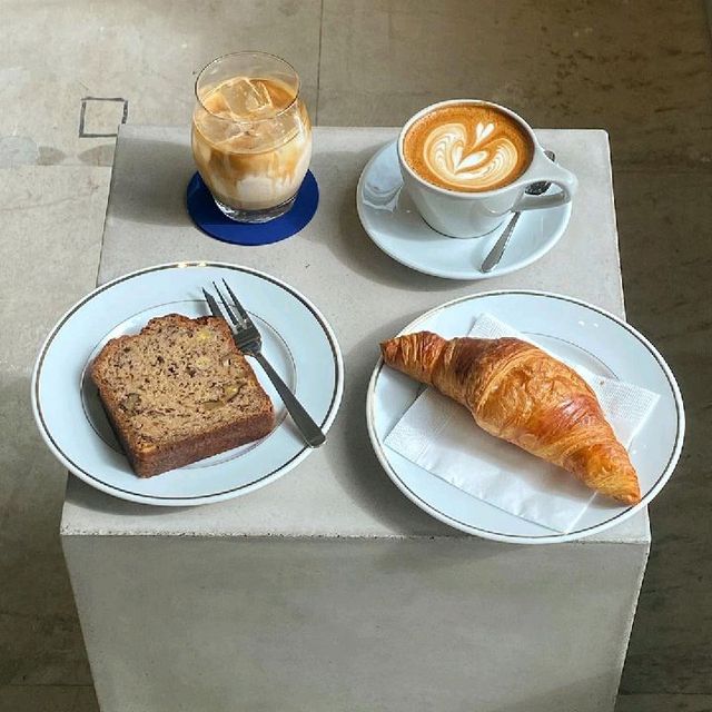 Amazing Croissant 🥐 for my Afternoon Tea 