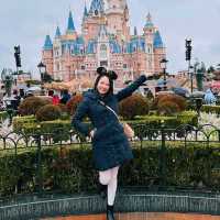 The Largest Disney Castle in the World! 