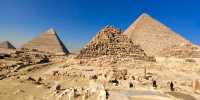 Unfillable pits, endless regrets - the Pyramid of Khufu.