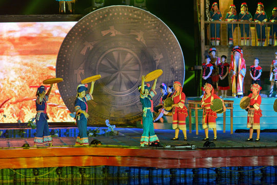 Dream Of Bama Large Live-Action Performance | Longevity Village