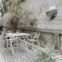 LA BUANA COFFEE BAR,MAKASSAR