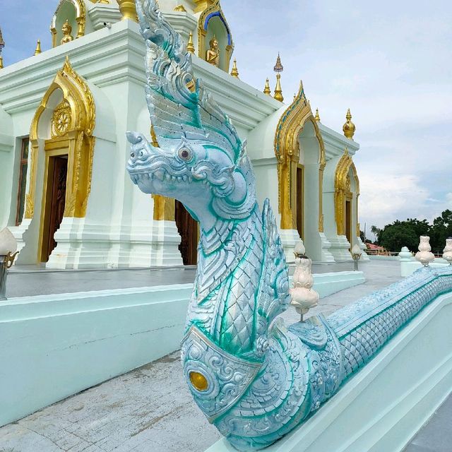 วัดแสนสุข@บางแสน