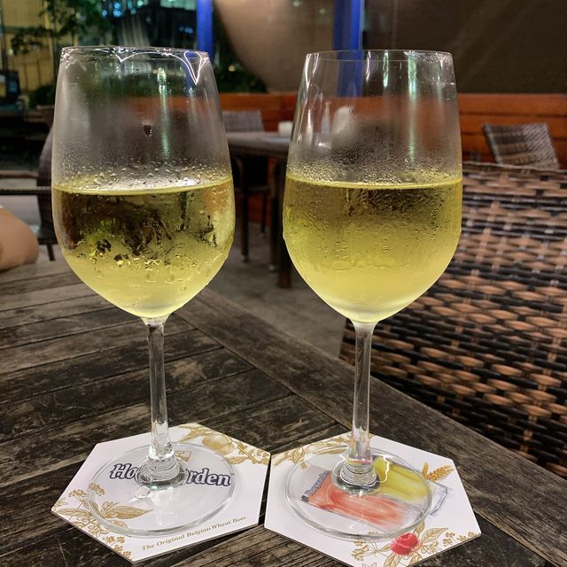 《任飲紅白啤酒超正》 《任飲紅白啤酒超正》