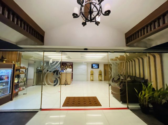 Metro Hotel&Spa