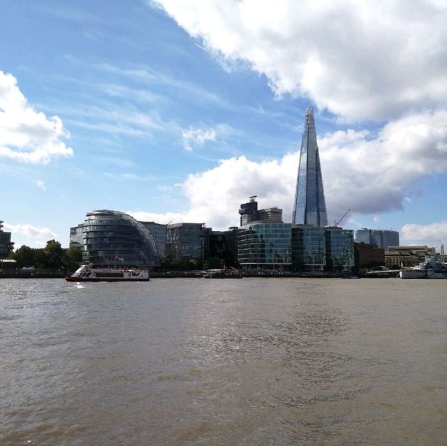สะพานทาวเวอร์บริดจ์ (Tower Bridge) 
