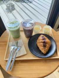 Roasi coffee ☕️🍰🧁