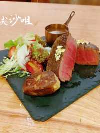 誘惑鵝肝配牛扒