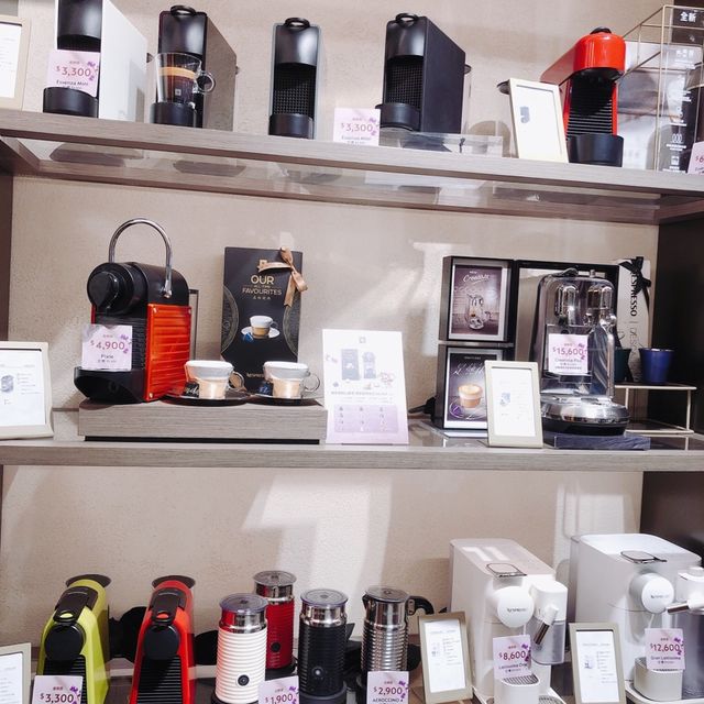 喝杯咖啡☕️ NESPRESSO Shin Kong Mitsukoshi Taipei Xinyi A11 Store NESPRESSO 新光三越台北信義新天地A11新概念精品店