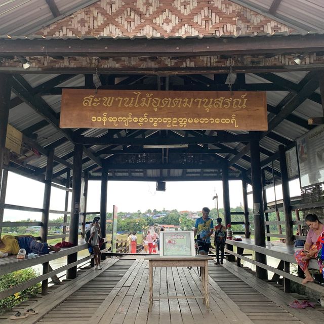 Ancient Wooden Bridge in Kanchanaburi 🛶