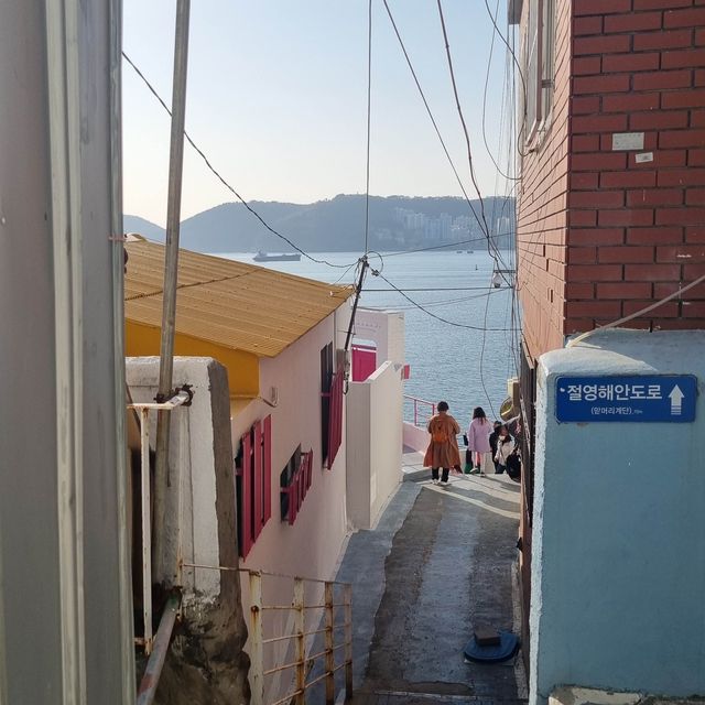 부산 흰여울문화마을 둘러보기