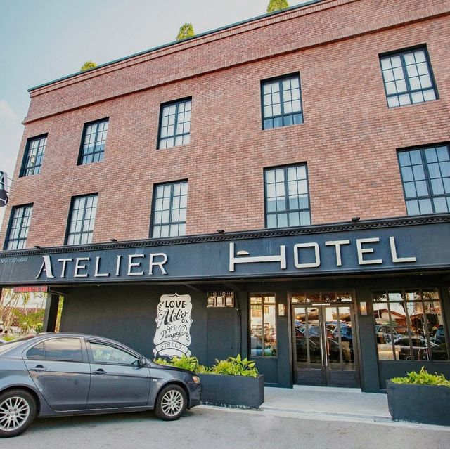 Nice and chic hotel for you to stay!