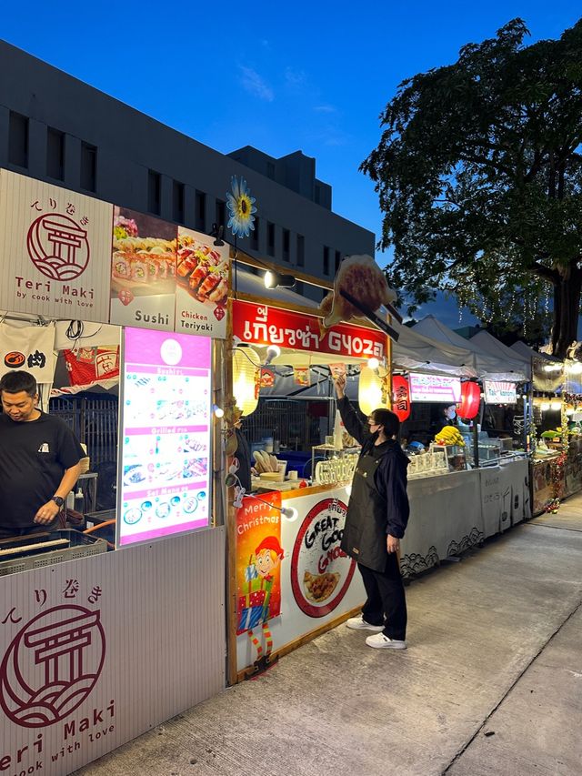 치앙마이 맛있는 야시장 먹거리