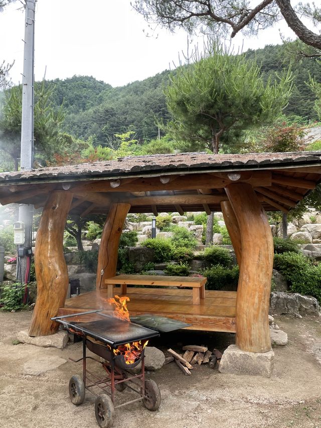 한옥 황토 온돌방에서의 뷰가 이렇게 좋다고🤎
