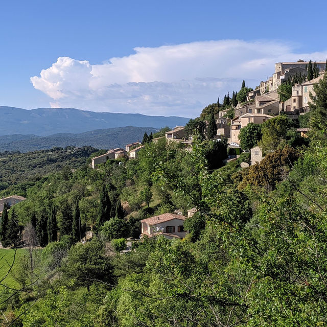 The village of Lurs 