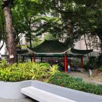 中式公園放電去