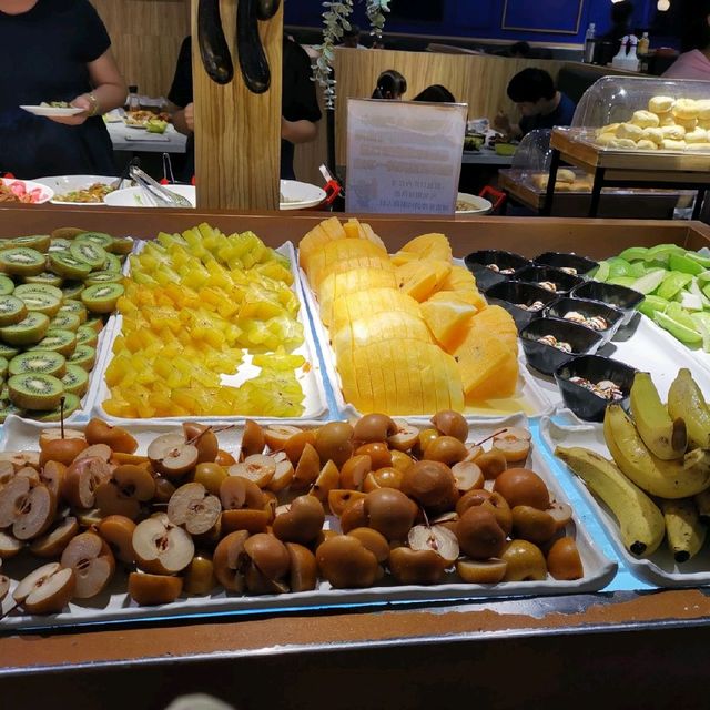 全台最大的我家牛排……超狂平價自助吧……