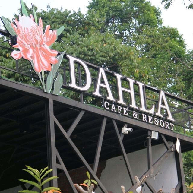 Dahla Café & Resort