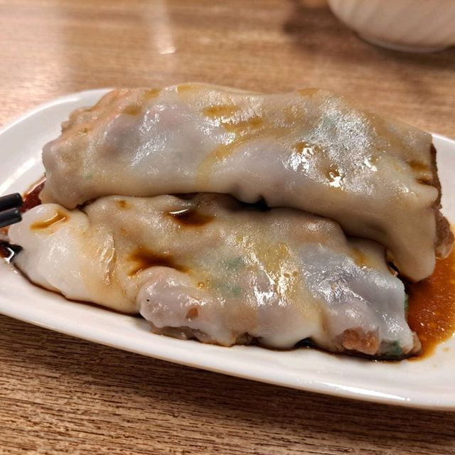 發揮穩定雞粥腸粉店🍜🍚🥤
