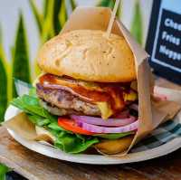 ร้านอาหารริมลำธาร  แม่ลาย เชียงใหม่