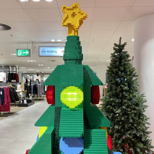 Christmas is in the Air 🎄