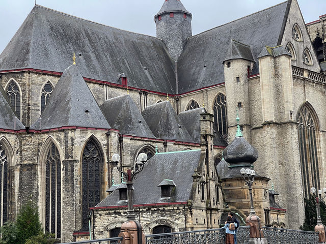 The stunning town hidden by Belgians - Ghent, Belgium 🇧🇪