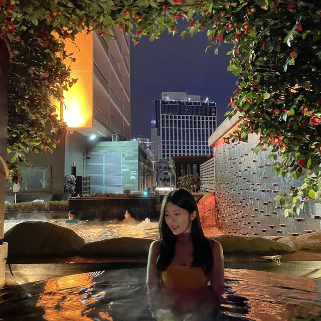 바다를 보며 스파를 즐기는 “씨메르”