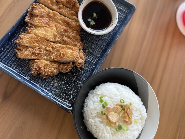ร้านข้าวเปิดใหม่ FOOD NANA อร่อยขั้นเทพ จันทบุรี 