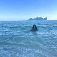 Long beach เกาะพีพีดอน น้ำใสสะอาด หาดทรายละเอียด 