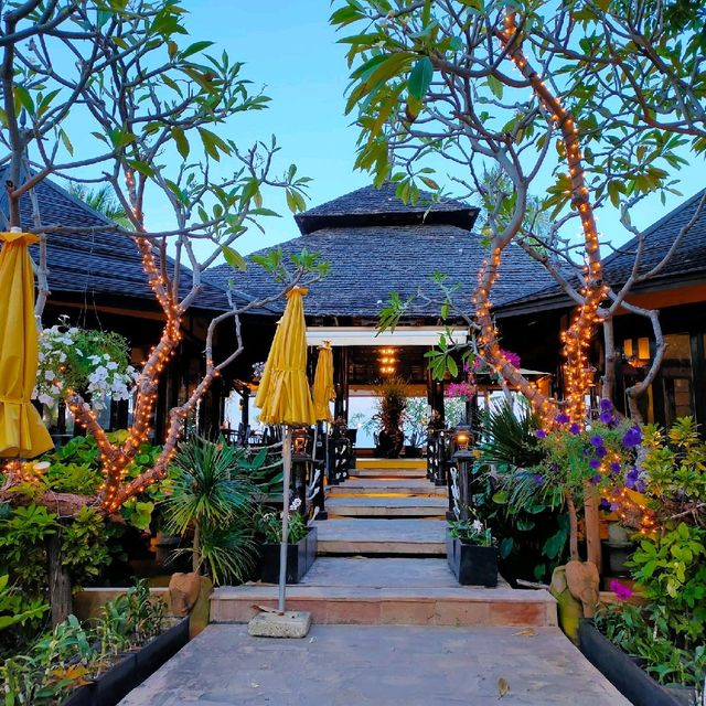 ร้านสุภัทรา หัวหิน (Supatra by the sea)