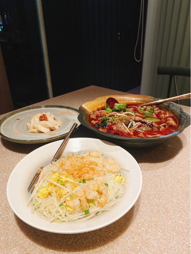 東涌新派粵式中菜館