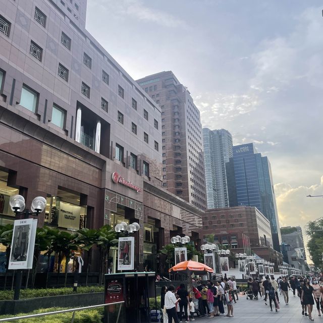 烏節路 🇸🇬新加坡著名購物大道