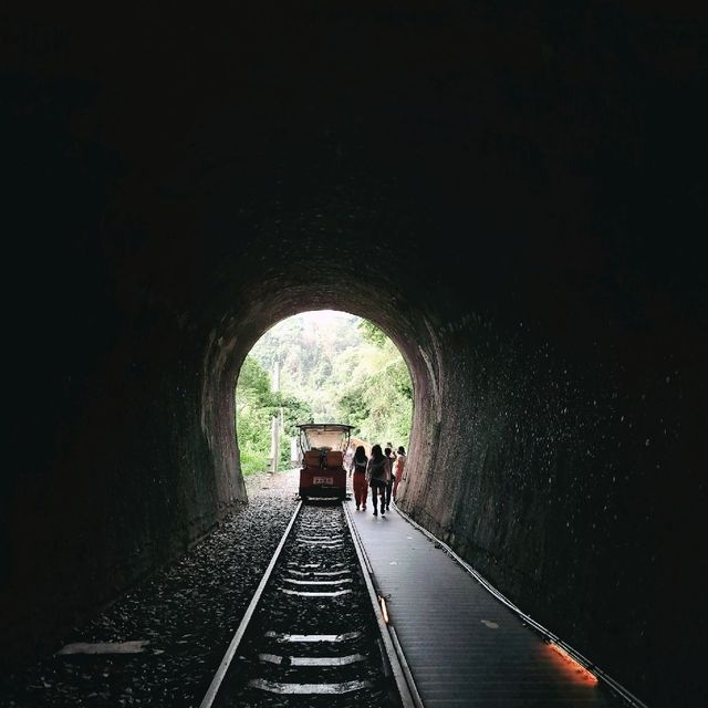苗栗 | 搭乘舊山線鐵道自行車來欣賞歷史古蹟「龍騰斷橋」，從高空遠眺相當震撼！