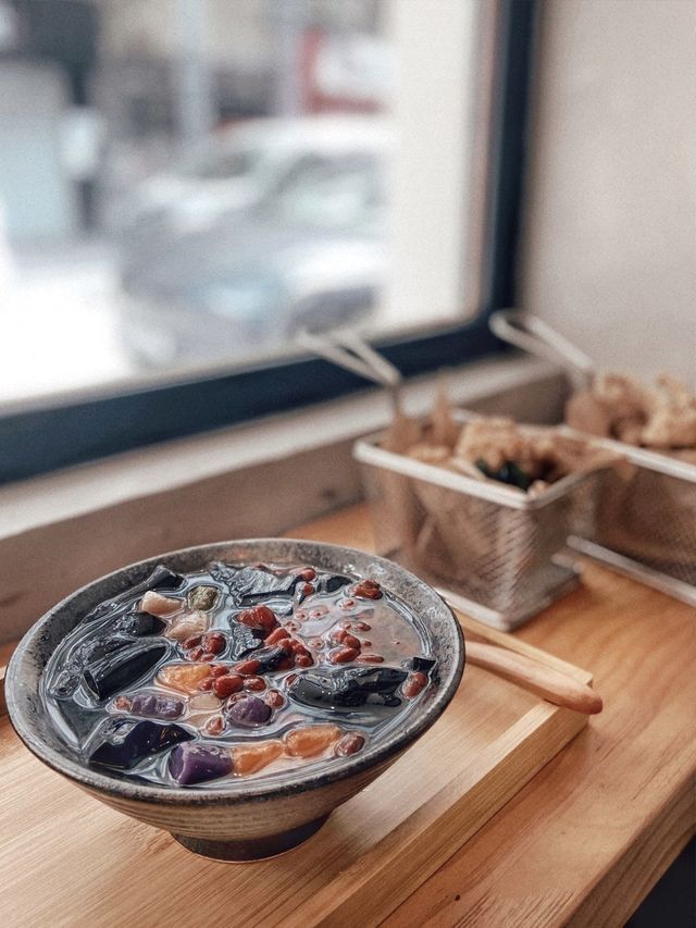 大角咀台式魯肉飯小店 芋圓仙草超出色! 大角咀台式魯肉飯小店 芋圓仙草超出色!