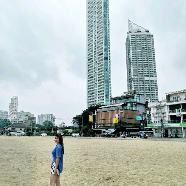 ชายหาดพัทยาหรือว่าไมอามี่