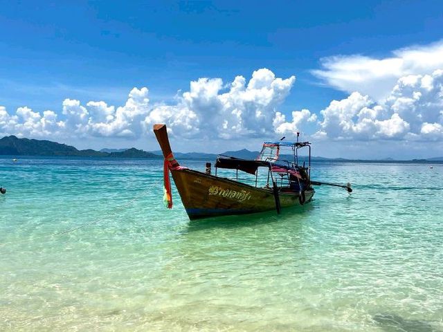 แจกความสดใส 🏖️เกาะกระดาน🏄🏻‍♂️
