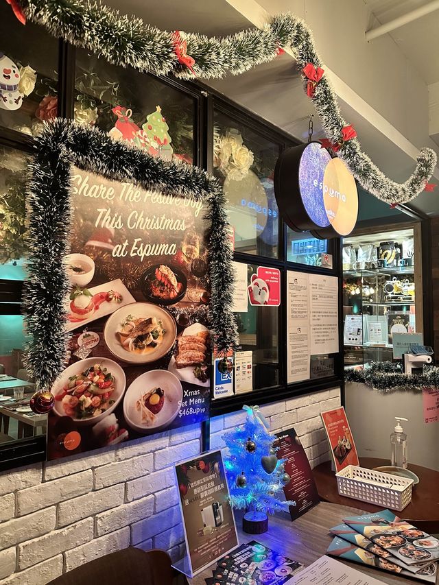 利東街聖誕🎄巨型disco波波