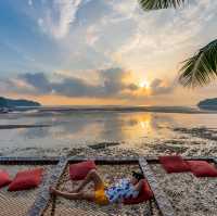 Hotel Tide Phuket รีสอร์ทติดทะเลใกล้ตัวเมือง