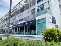 Renting a beach cruise yacht at Sentosa Cove
