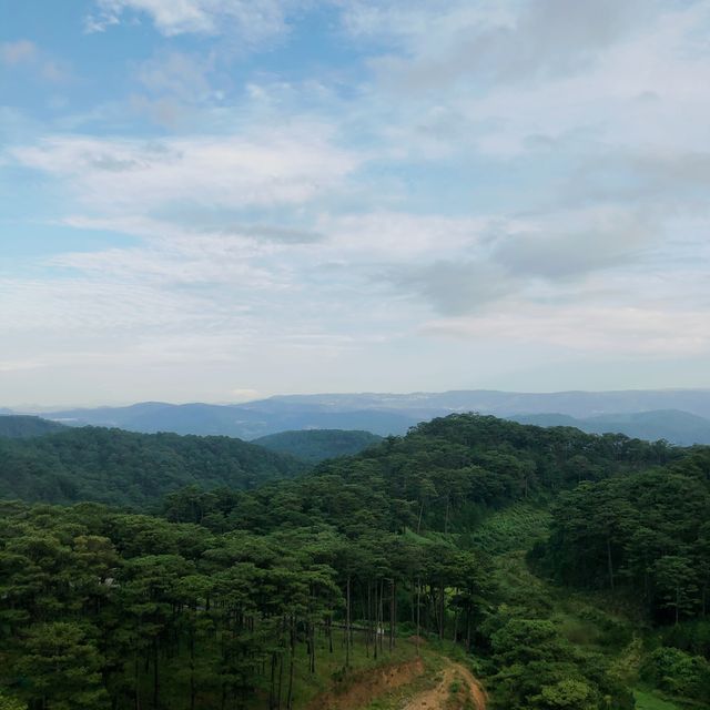 Let’s Ride Dalat’s Cable Car Together 🏞