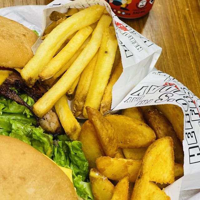 🍔🍔@Hero's Friday