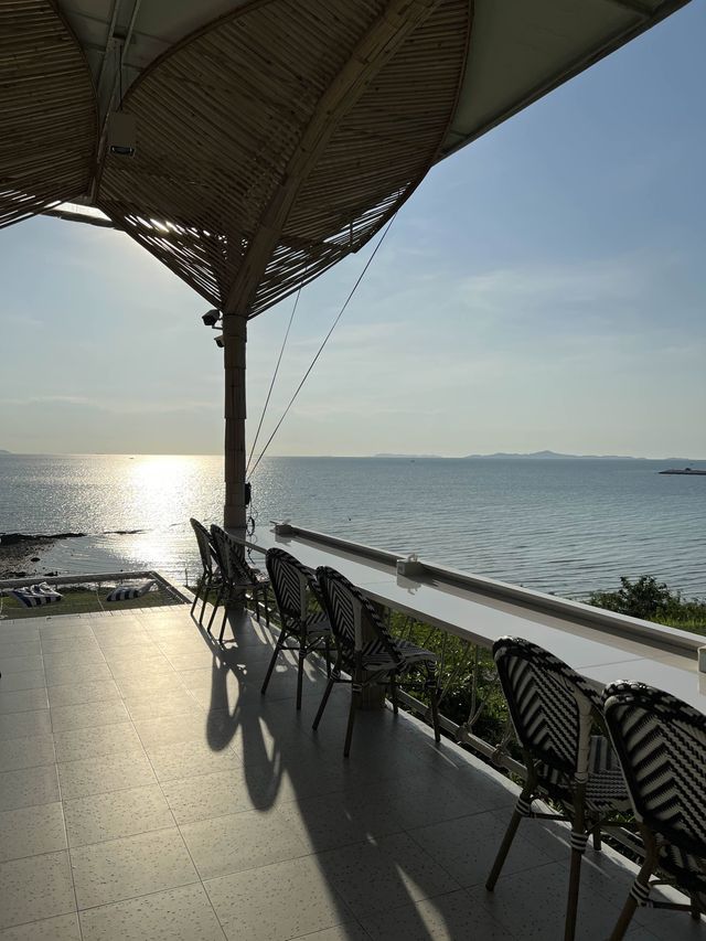 คาเฟ่&ร้านอาหาร พัทยา papa beach pattaya 