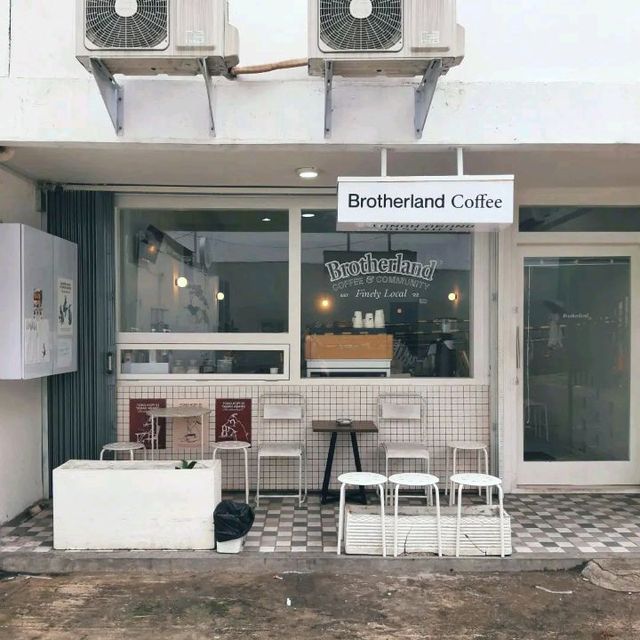 Brotherland Cafe