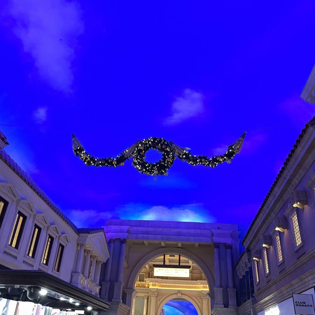 the Venetian Grand Canal Shops