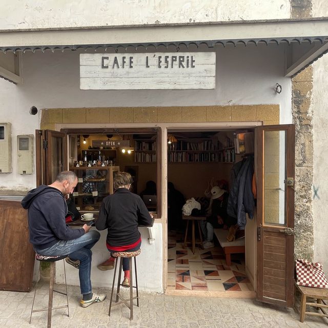 에사우이라 my favorite cafe ❤️ 무조건 가세요!