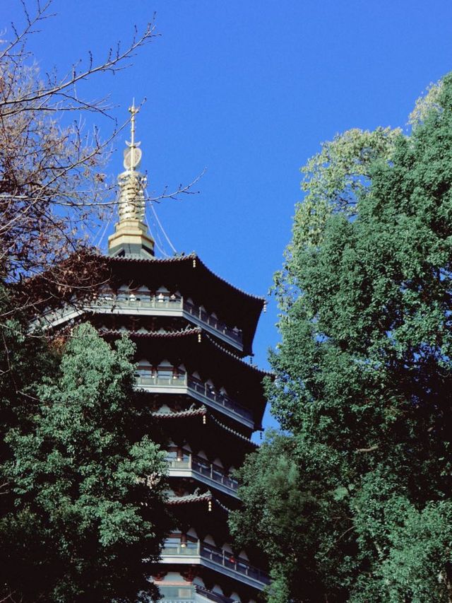 Leigang Pagoda, Hangzhou✈️🍁🍂