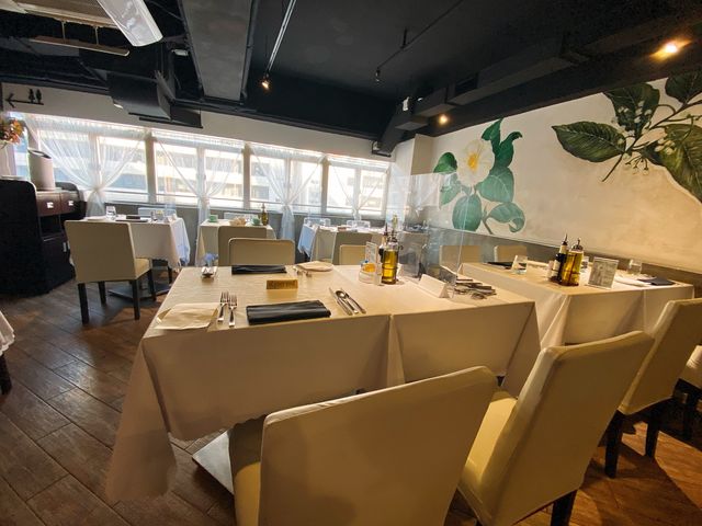 工廈入面既舒適餐廳